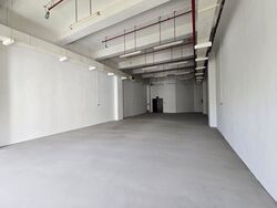 L & Y Building (D20), Factory #570907331